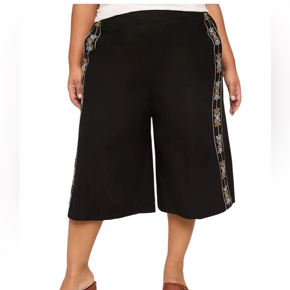Lane Bryant Embroidered Pull-On Culotte Black Sz 22 Rayon/Cotton Spring Summer